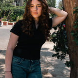 The Collar Top — in Noir