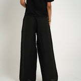 The Linen — in Ink Black